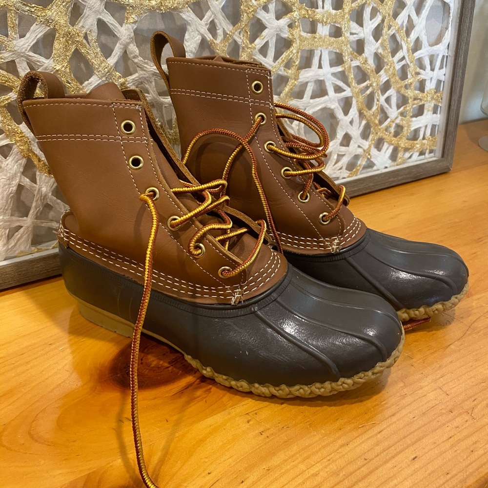 L.L. Bean Boots Womens 7 New.